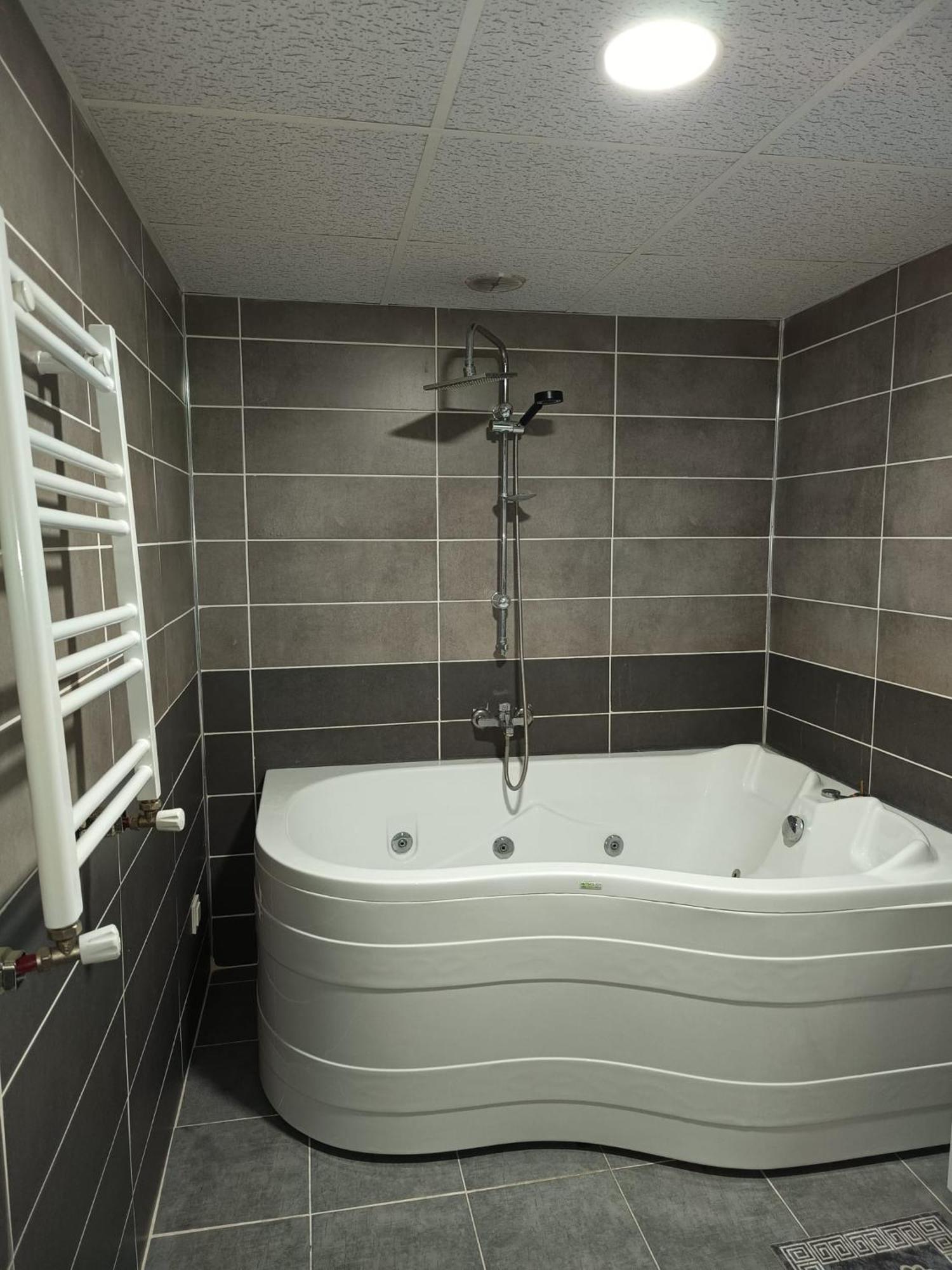 اسطنبول White Crown Apartman Ve Yasam Merkezi المظهر الخارجي الصورة
